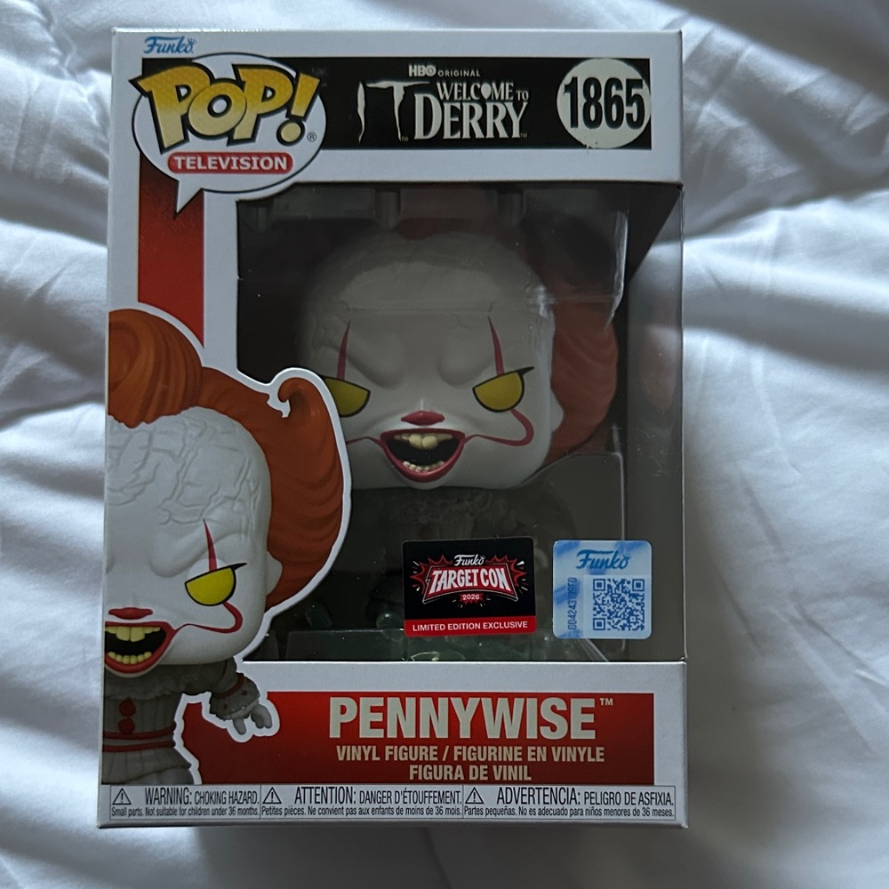 Funko Pop! Television Pennywise - White, Orange & Yellow